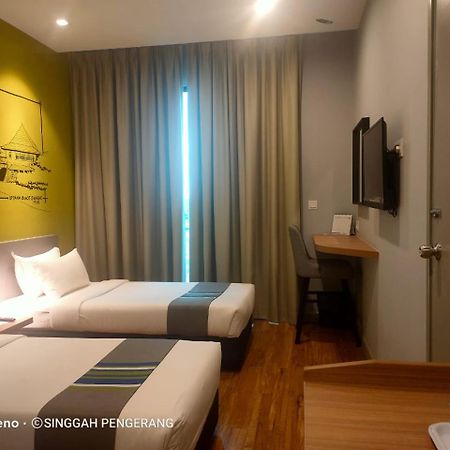 Singgah Pengerang Hotel Exterior foto